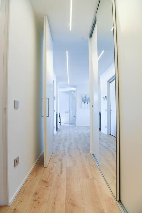 Bellagio Dreams,Luxury Apartment ภายนอก รูปภาพ
